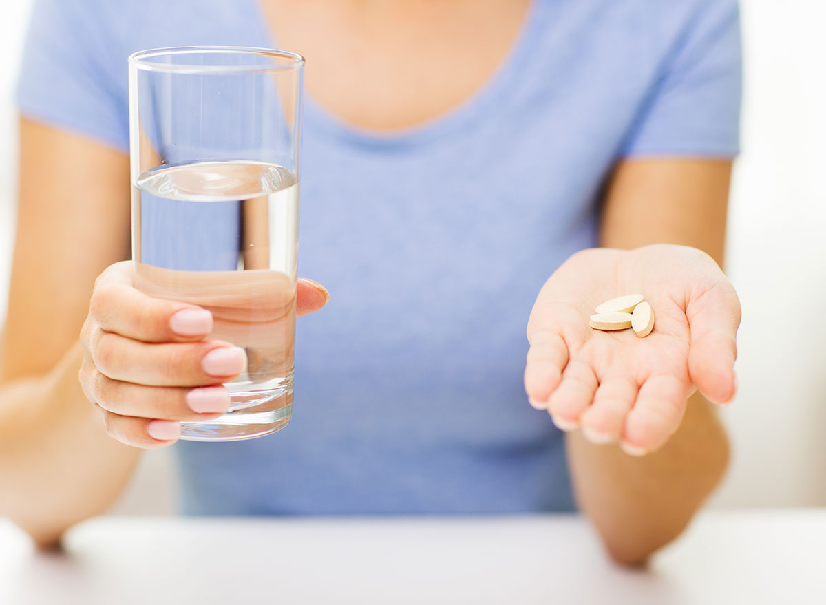 7 Side Effects of Taking a Multivitamin Every Day